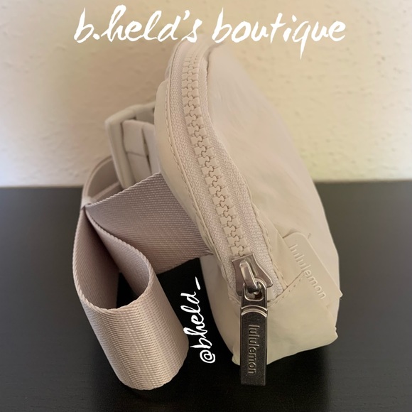 lululemon Everywhere Belt Bag *Extended Strap in White Opal OS Brand New NWT - Picture 8 of 15